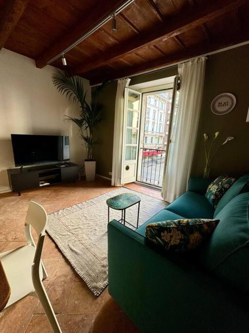 Апартаменты Splendido Bilocale In Via Madonnina, Zona Brera Милан Экстерьер фото